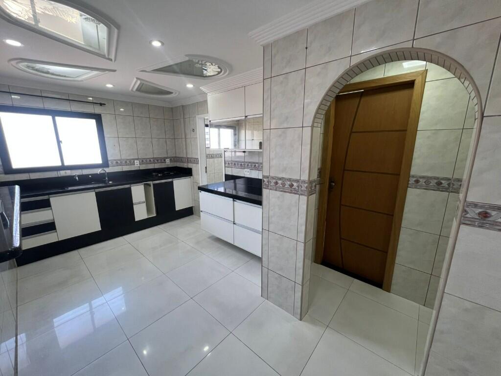 Apartamento com 3 quartos e 115 m² em Vila Caiçara, Praia Grande