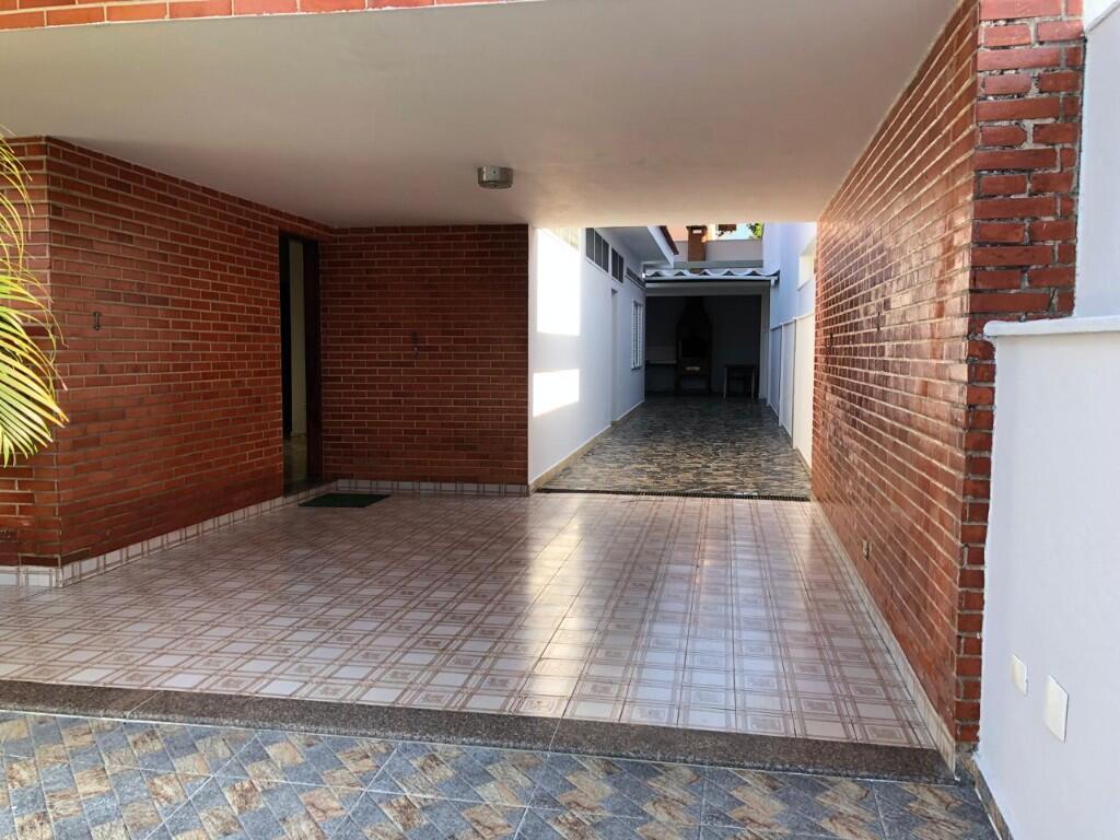Casa com 3 quartos e 272 m² em Vila Caiçara, Praia Grande