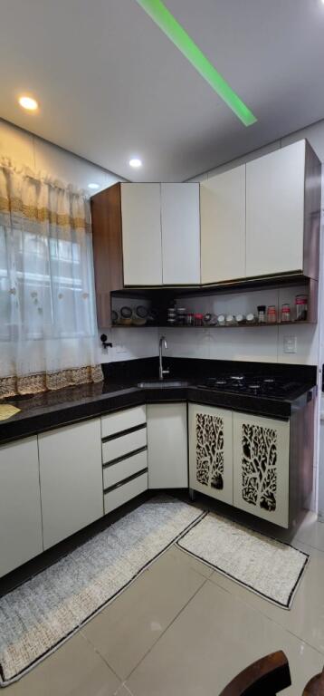 Casa com 2 quartos e 70 m² em Vila Caiçara, Praia Grande