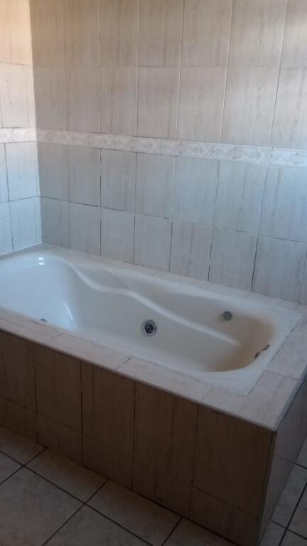 Casa com 3 quartos e 120 m² em Vila Caiçara, Praia Grande