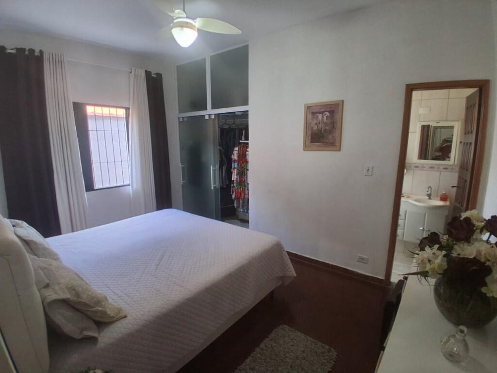 Casa com 2 quartos e 182 m² em Vila Caiçara, Praia Grande