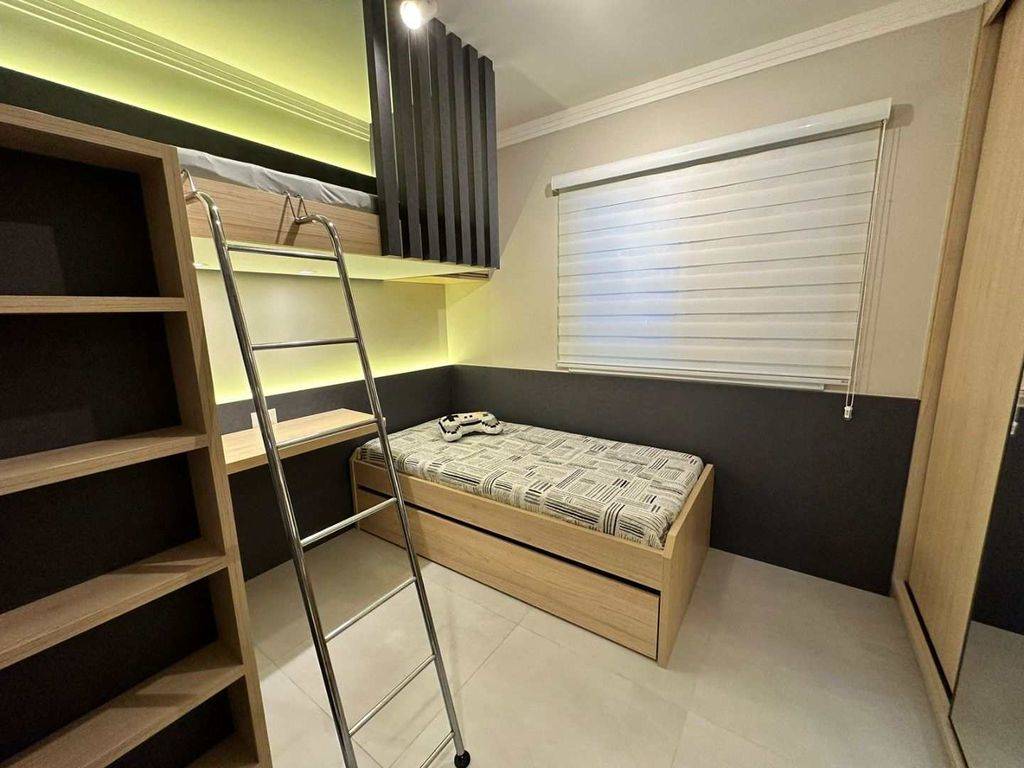 Apartamento com 2 quartos e 73 m² em Ocian, Praia Grande