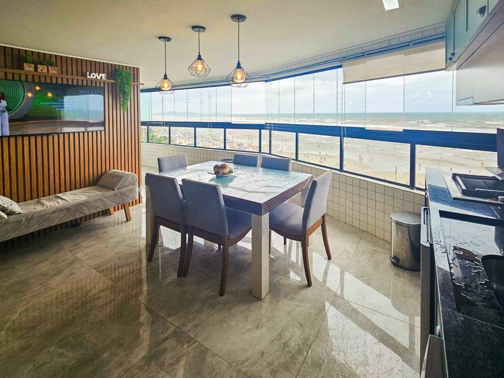 Apartamento com 2 quartos e 60 m² em Ocian, Praia Grande