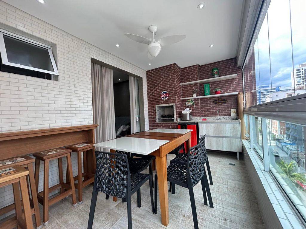 Apartamento com 2 quartos e 85 m² em Ocian, Praia Grande