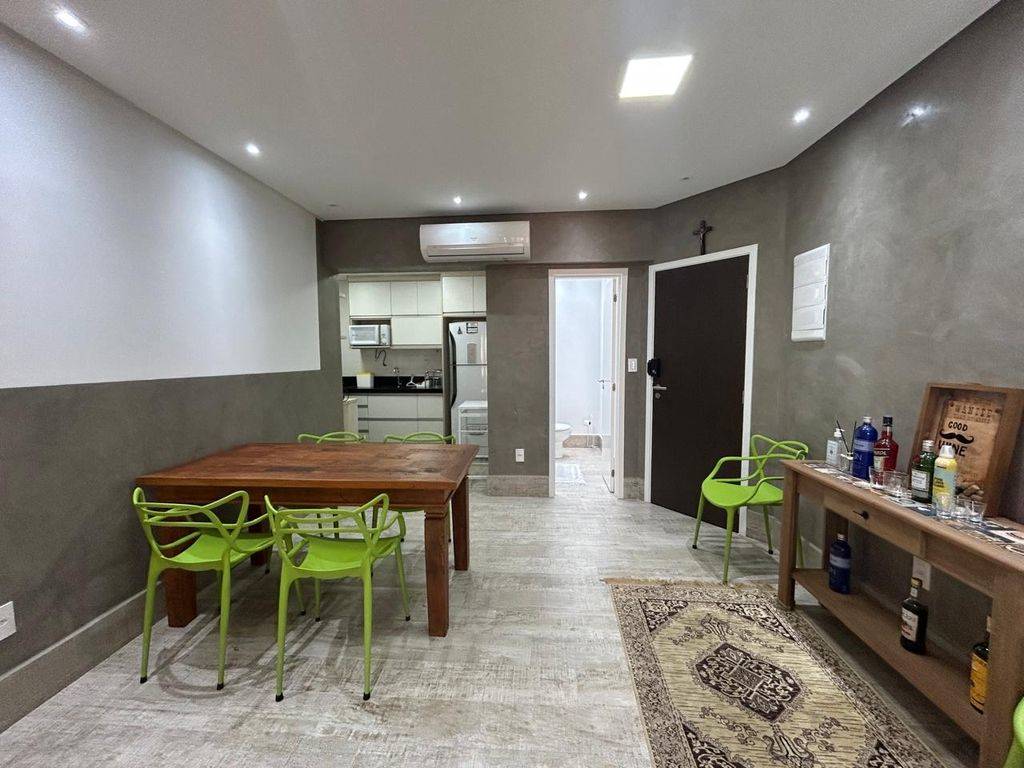 Apartamento com 2 quartos e 85 m² em Ocian, Praia Grande