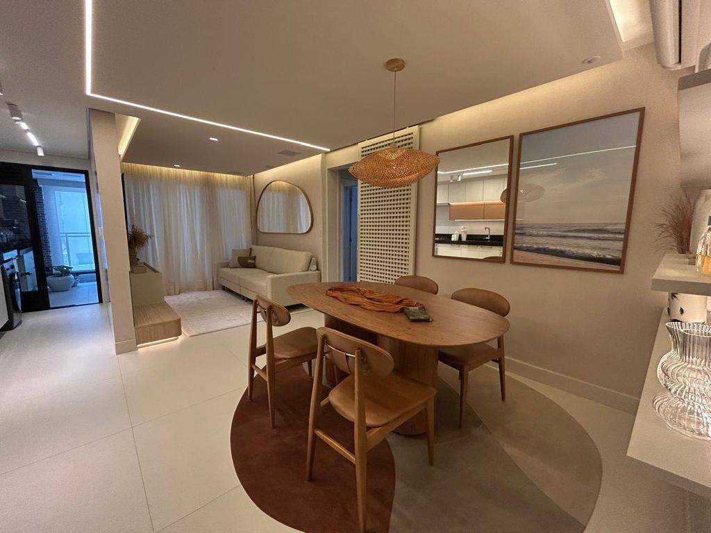 Apartamento com 2 quartos e 90 m² em Ocian, Praia Grande
