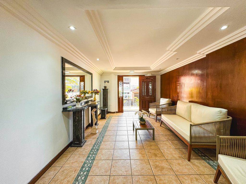 Apartamento com 1 quarto e 51 m² em Ocian, Praia Grande