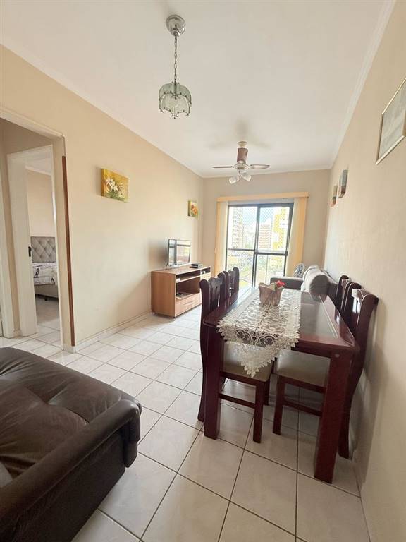 Apartamento com 1 quarto e 51 m² em Ocian, Praia Grande