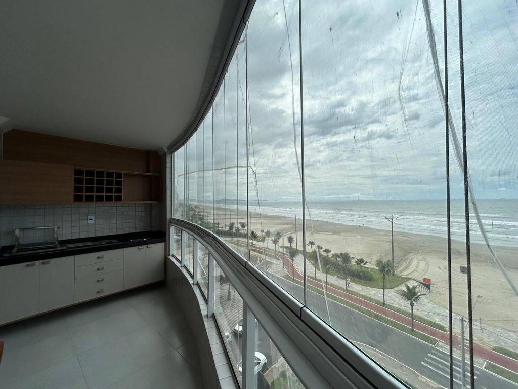 Apartamento com 2 quartos e 74 m² em Ocian, Praia Grande