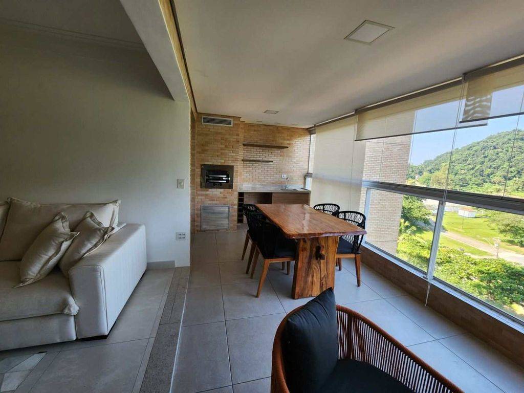 Apartamento com 3 quartos e 132 m² em Ocian, Praia Grande