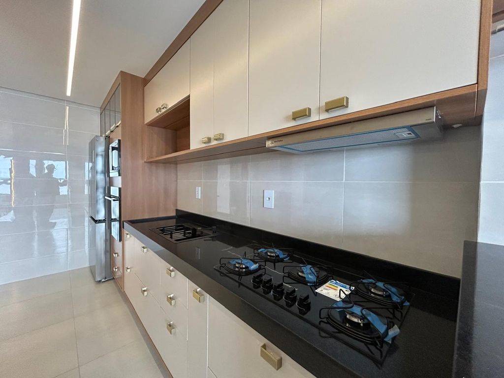 Apartamento com 2 quartos e 73 m² em Ocian, Praia Grande