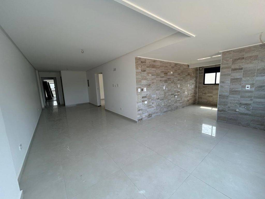 Apartamento com 2 quartos e 87 m² em Ocian, Praia Grande
