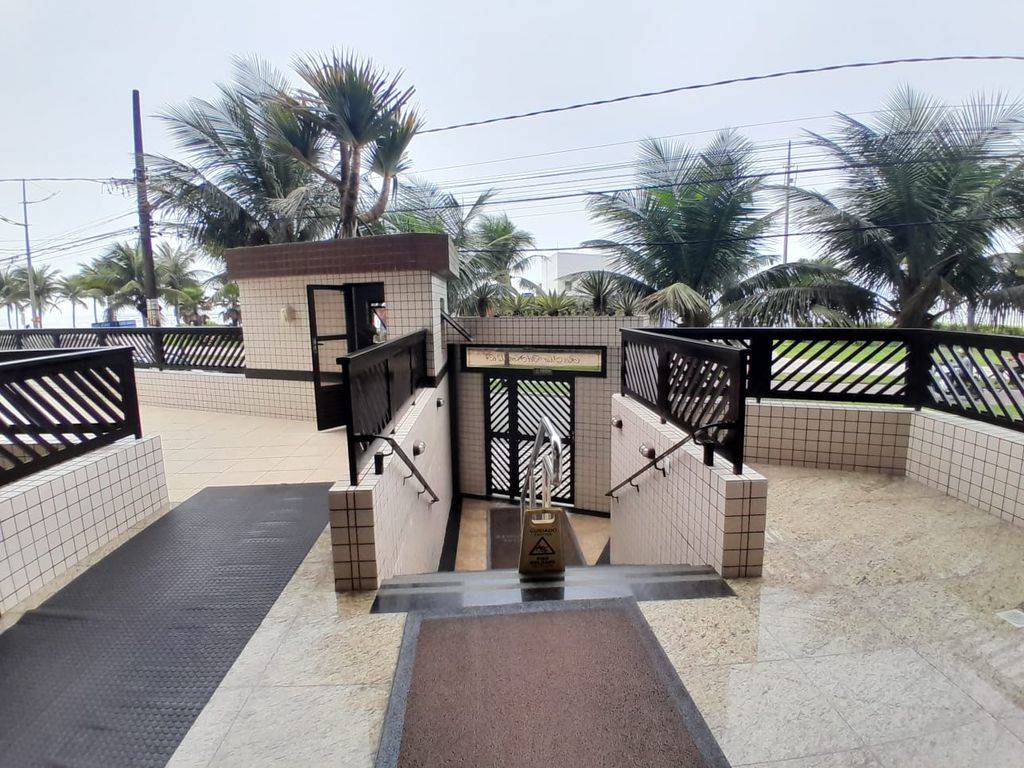 Apartamento com 1 quarto e 62 m² em Ocian, Praia Grande