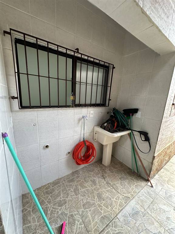 Casa com 2 quartos e 96 m² em Ocian, Praia Grande