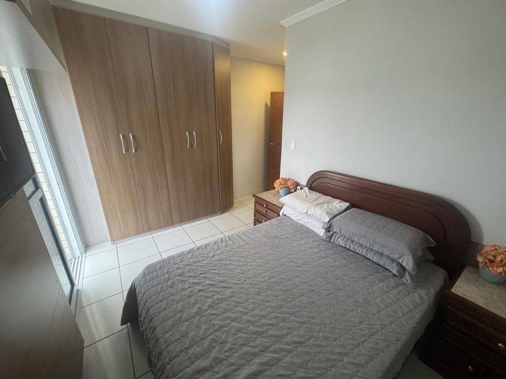 Apartamento com 2 quartos e 100 m² em Ocian, Praia Grande