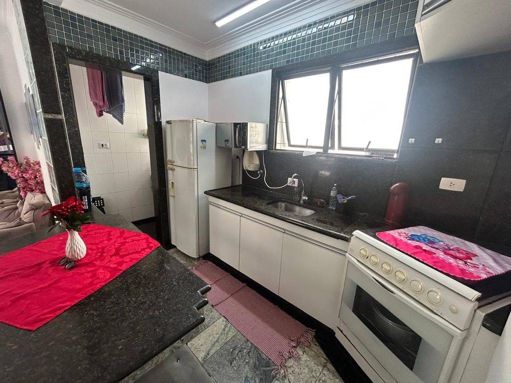 Apartamento com 1 quarto e 37 m² em Ocian, Praia Grande