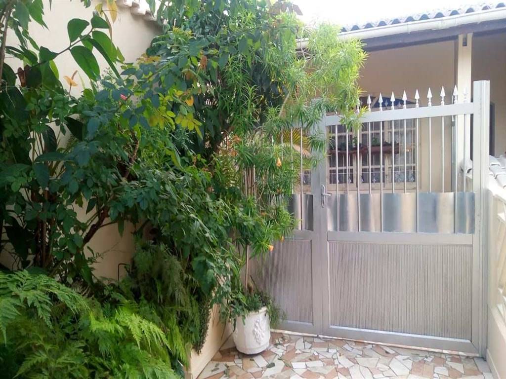 Casa com 2 quartos e 150 m² em Ocian, Praia Grande