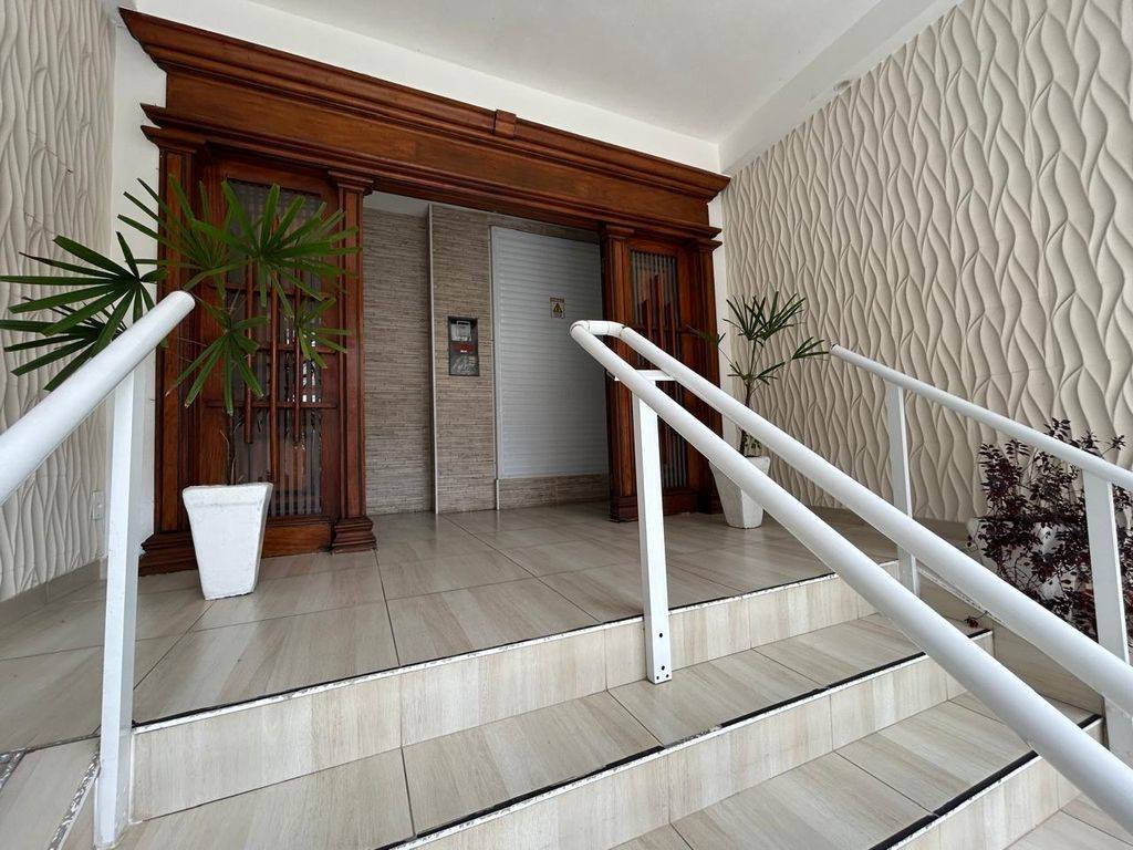 Apartamento com 2 quartos e 75 m² em Ocian, Praia Grande