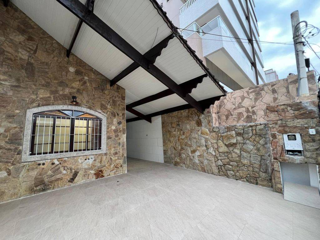 Casa com 2 quartos e 85 m² em Ocian, Praia Grande