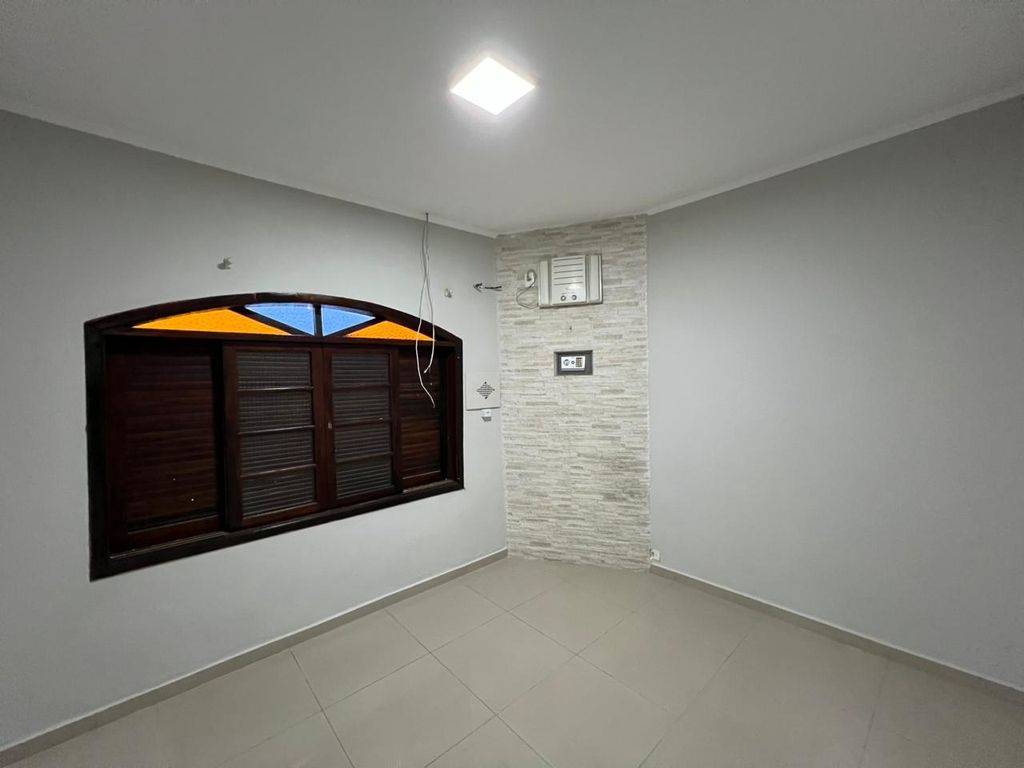Casa com 2 quartos e 85 m² em Ocian, Praia Grande