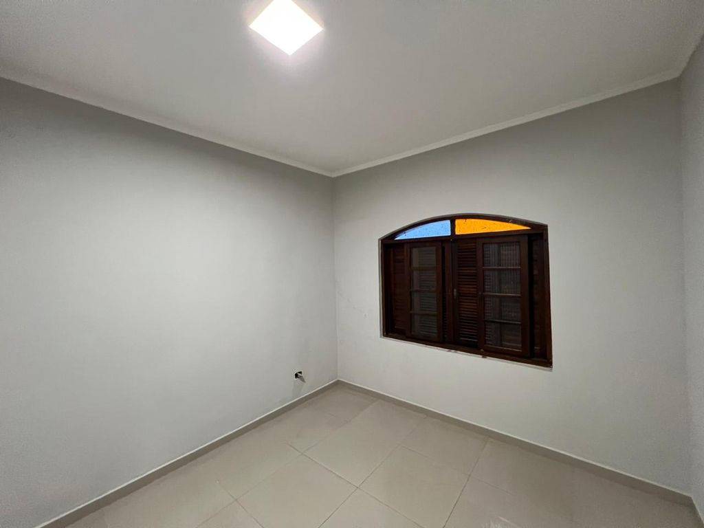 Casa com 2 quartos e 85 m² em Ocian, Praia Grande