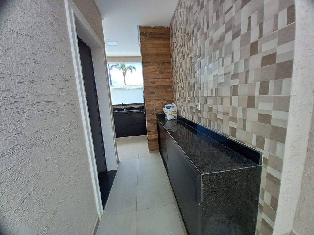 Casa com 3 quartos e 185 m² em Ocian, Praia Grande