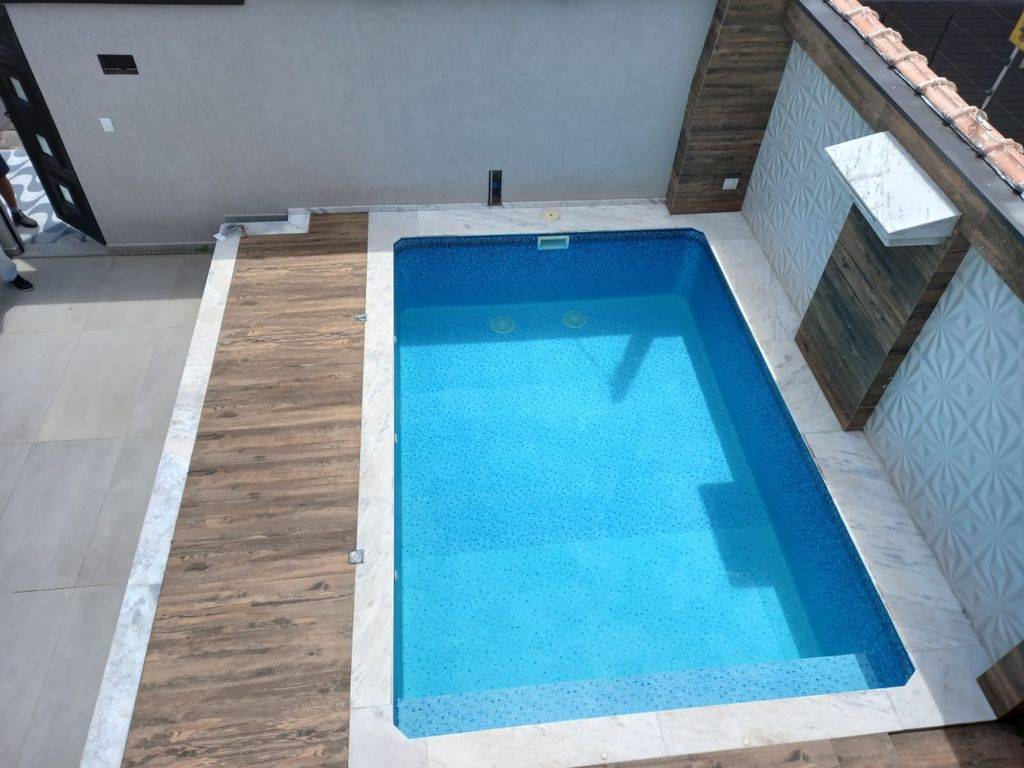 Casa com 3 quartos e 185 m² em Ocian, Praia Grande