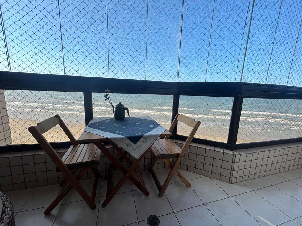 Apartamento com 1 quarto e 62 m² em Ocian, Praia Grande
