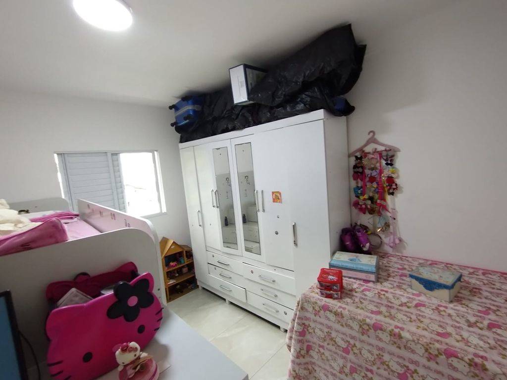 Casa com 3 quartos e 80 m² em Ocian, Praia Grande