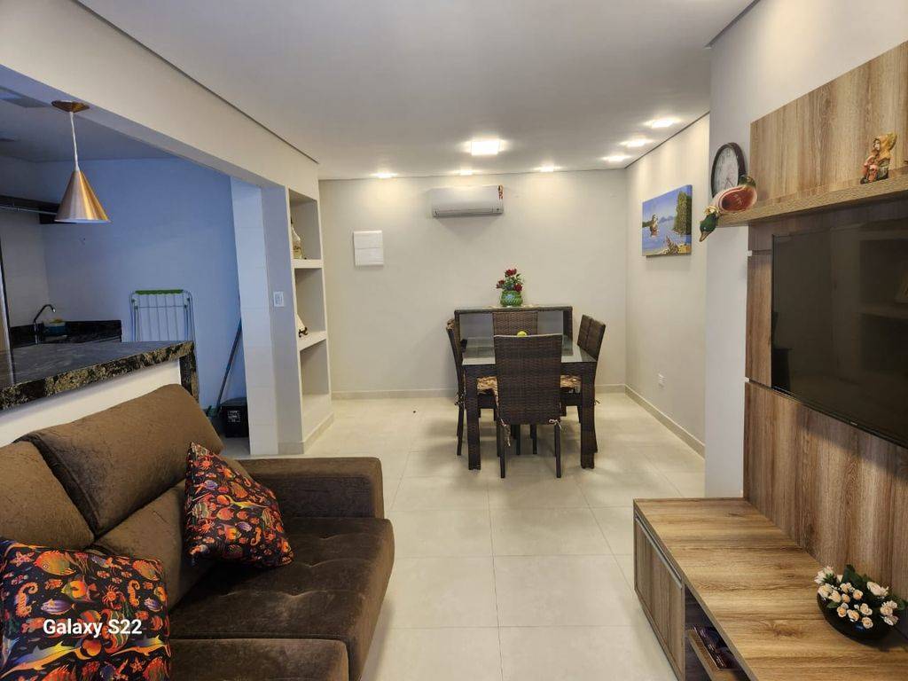 Apartamento com 2 quartos e 77 m² em Ocian, Praia Grande