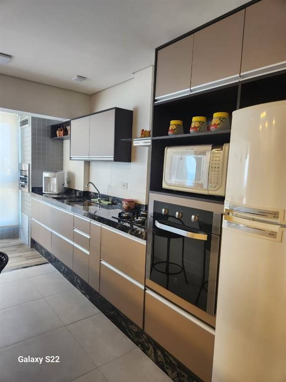 Apartamento com 2 quartos e 77 m² em Ocian, Praia Grande