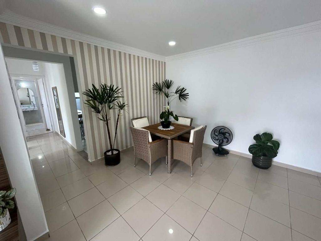 Apartamento com 2 quartos e 90 m² em Ocian, Praia Grande