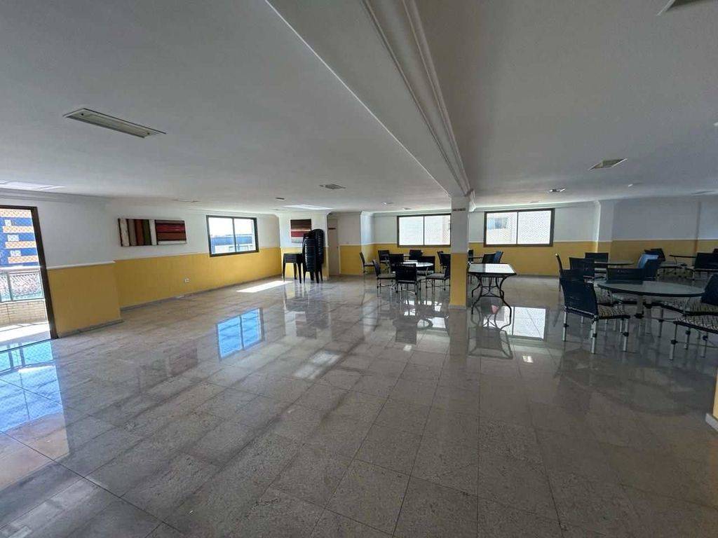 Apartamento com 2 quartos e 90 m² em Ocian, Praia Grande