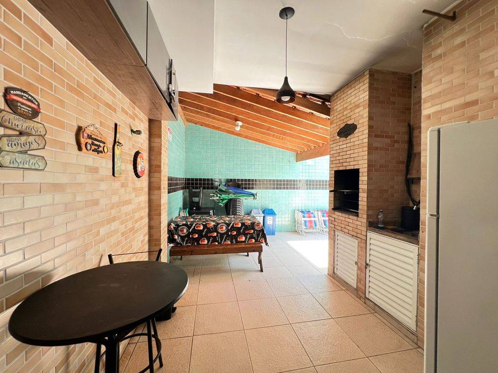 Casa com 3 quartos e 121 m² em Ocian, Praia Grande