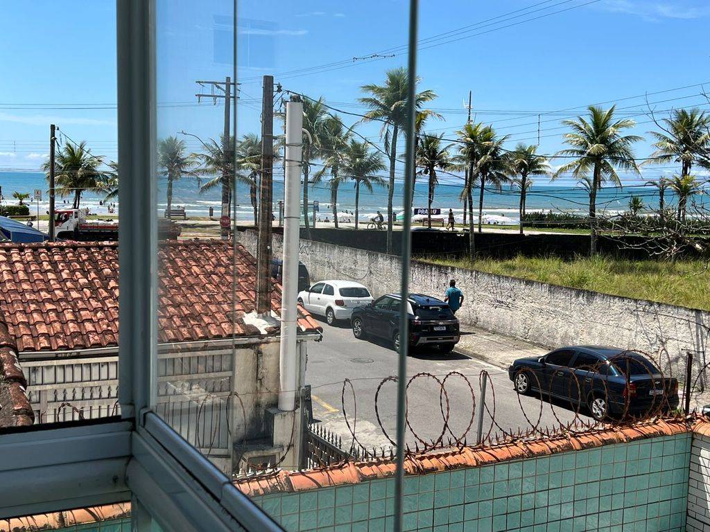 Casa com 3 quartos e 121 m² em Ocian, Praia Grande