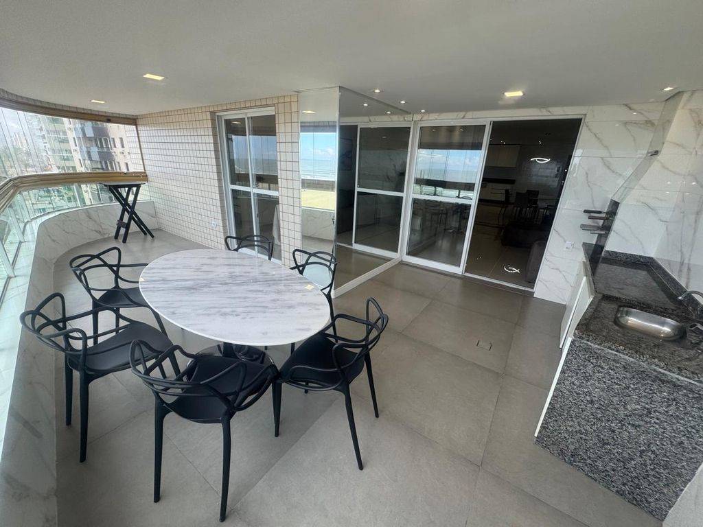 Apartamento com 3 quartos e 140 m² em Ocian, Praia Grande