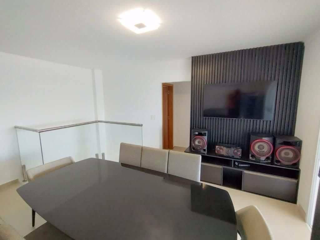 Apartamento com 3 quartos e 193 m² em Ocian, Praia Grande