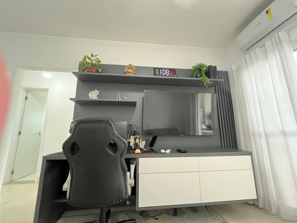 Apartamento com 2 quartos e 82 m² em Ocian, Praia Grande