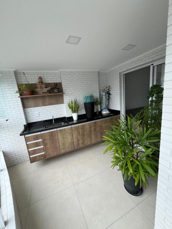 Apartamento com 2 quartos e 82 m² em Ocian, Praia Grande