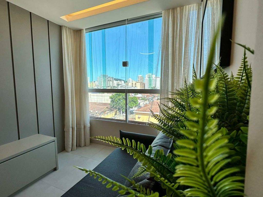 Apartamento com 2 quartos e 70 m² em Ocian, Praia Grande
