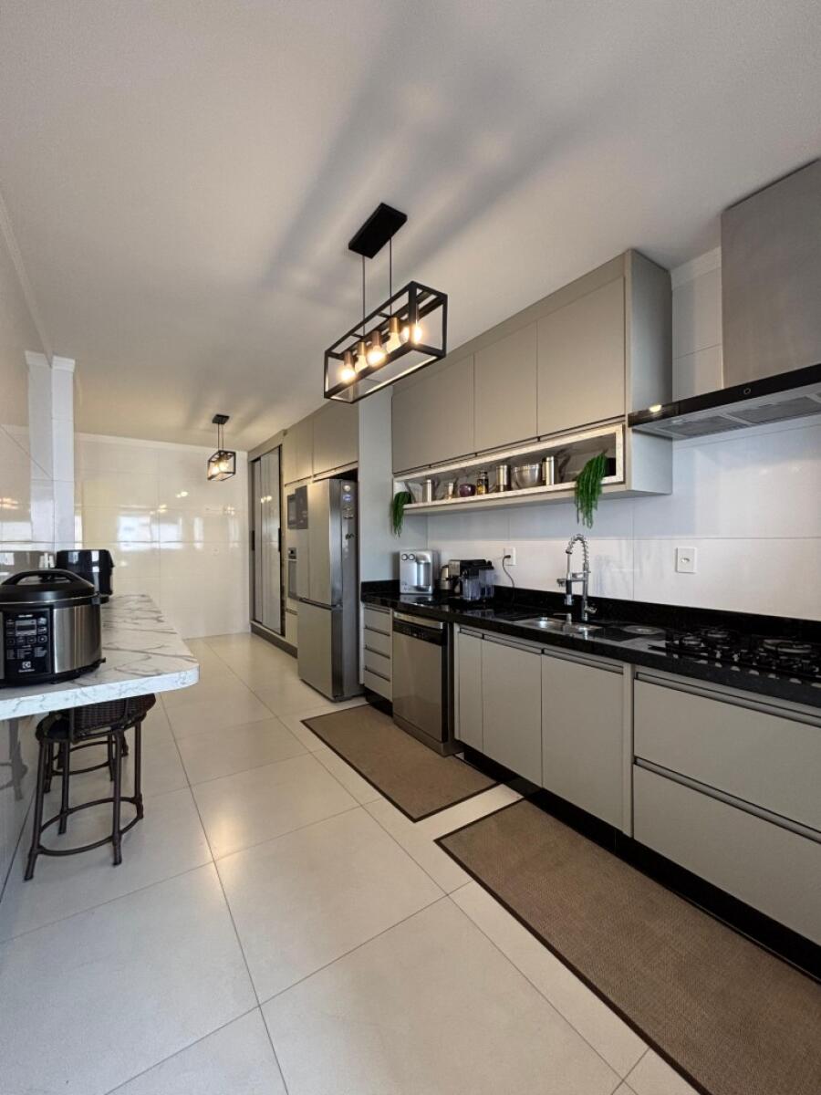 Apartamento com 3 quartos e 147 m² em Ocian, Praia Grande