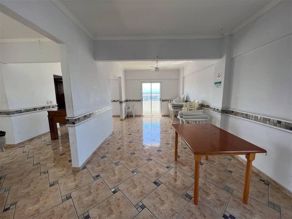 Apartamento com 1 quarto e 32 m² em Ocian, Praia Grande