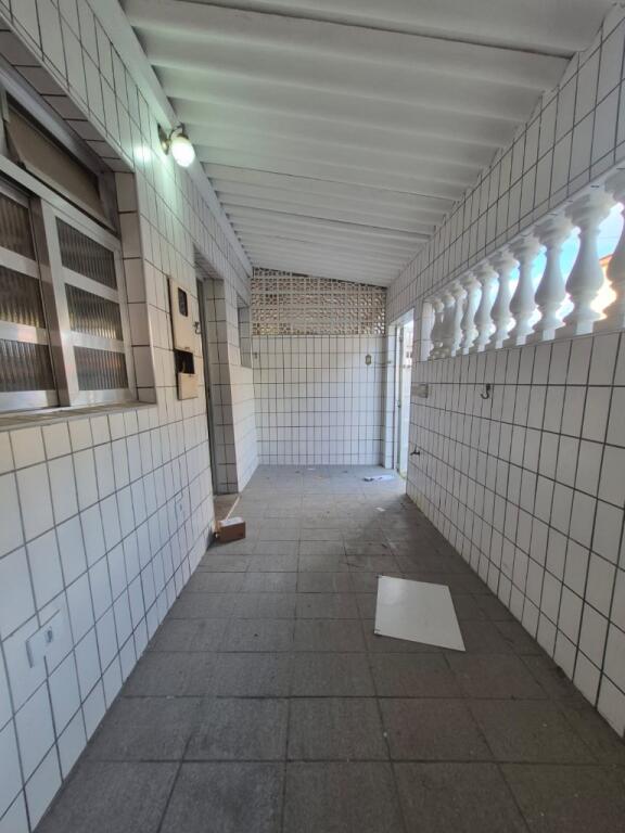 Casa com 2 quartos e 7000 m² em Ocian, Praia Grande