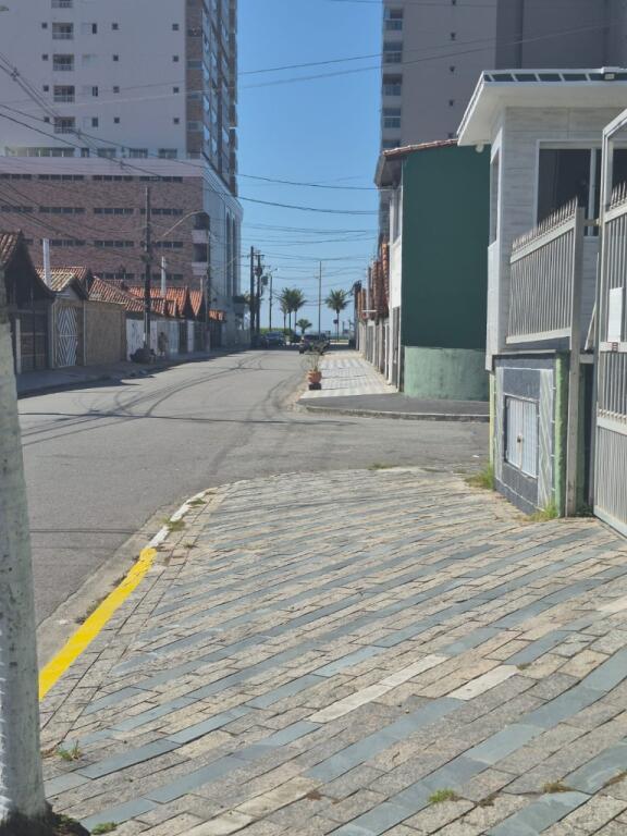 Casa com 1 quarto e 37 m² em Ocian, Praia Grande