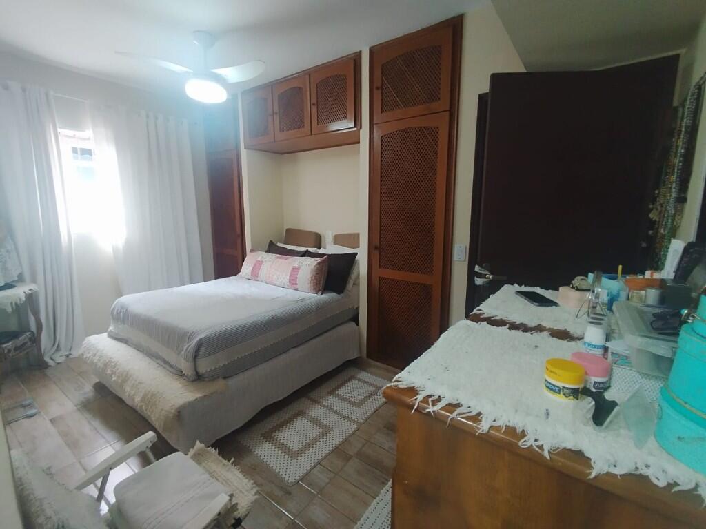 Casa com 3 quartos e 154 m² em Ocian, Praia Grande