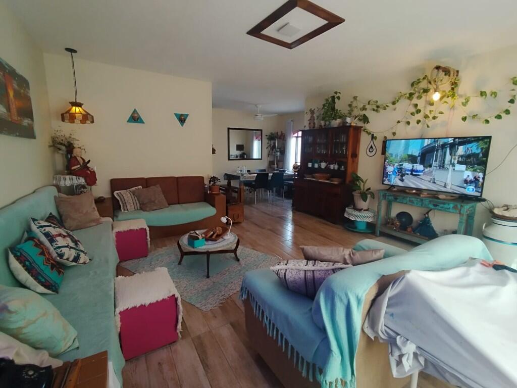 Casa com 3 quartos e 154 m² em Ocian, Praia Grande
