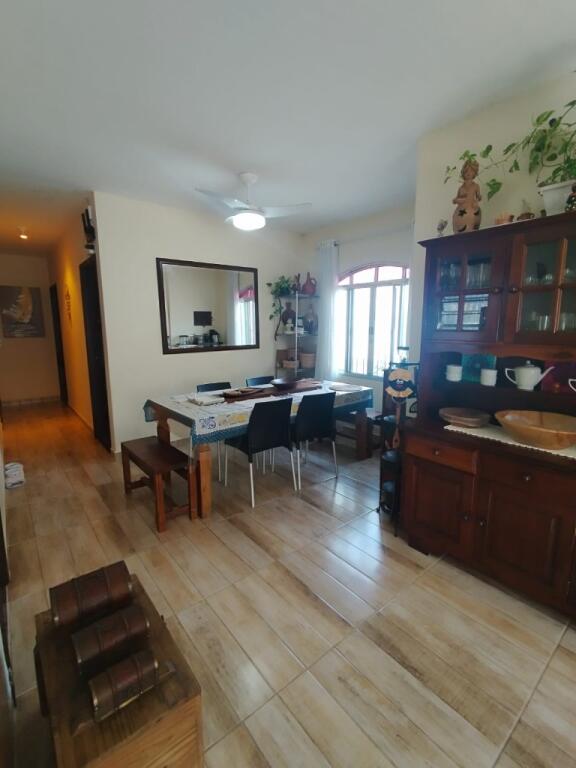 Casa com 3 quartos e 154 m² em Ocian, Praia Grande