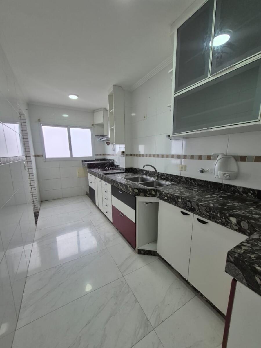 Apartamento com 2 quartos e 93 m² em Ocian, Praia Grande