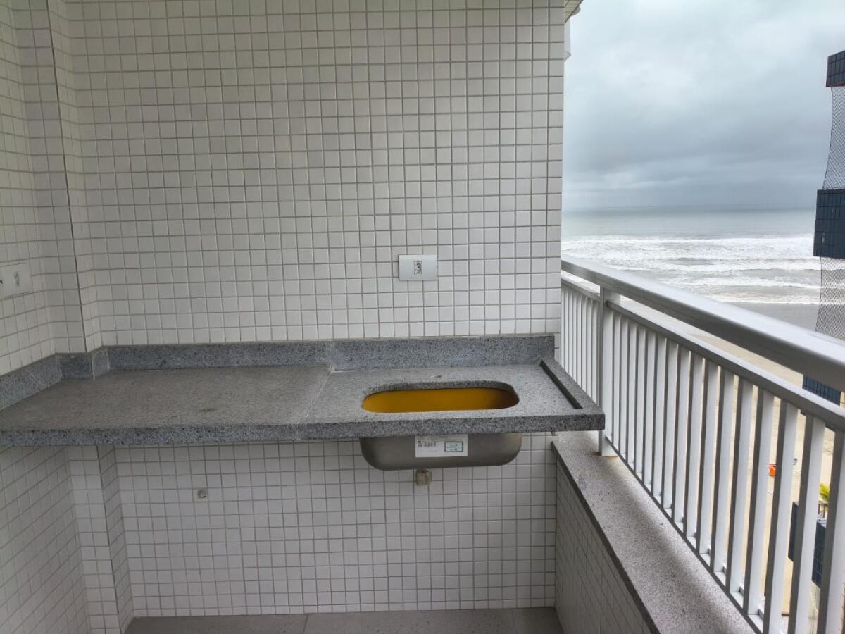 Apartamento com 2 quartos e 63 m² em Ocian, Praia Grande