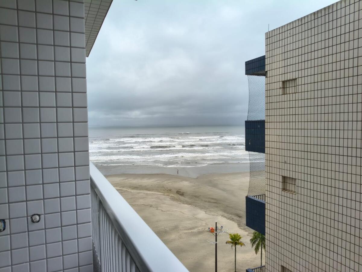 Apartamento com 2 quartos e 63 m² em Ocian, Praia Grande